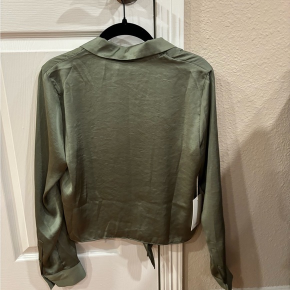 Aritzia Wilfred tie front blouse in size medium, color bitter sage. NWT. - Picture 2 of 3